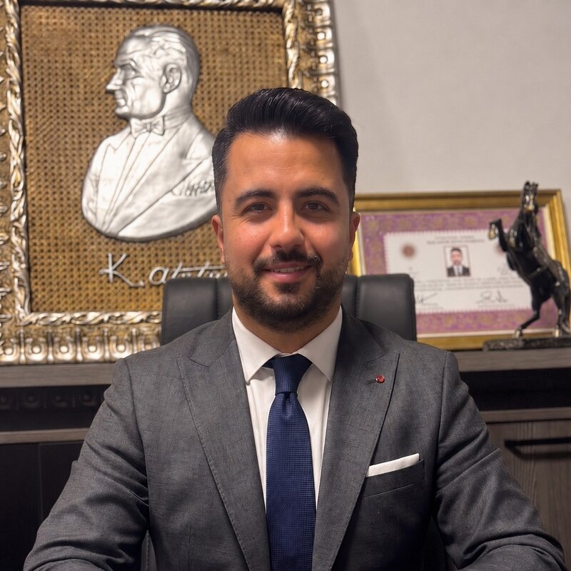 Av. Burak Kaan Taşer — Avukat · İngilizce Tercüman